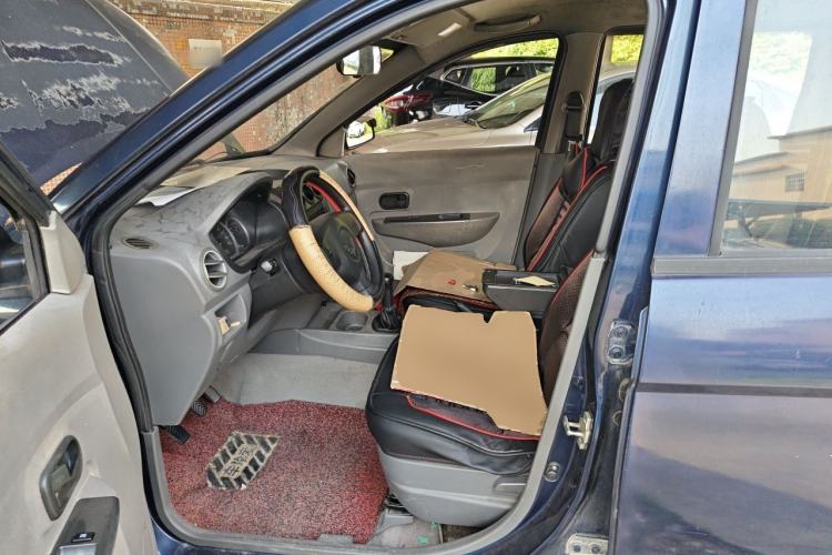 Used Wuling Hongguang 2014 1.5L Base Version Left Front Seat