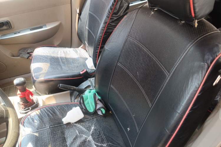 Used Wuling Hongguang 2014 1.2L Standard Model China IV Left Front Seat