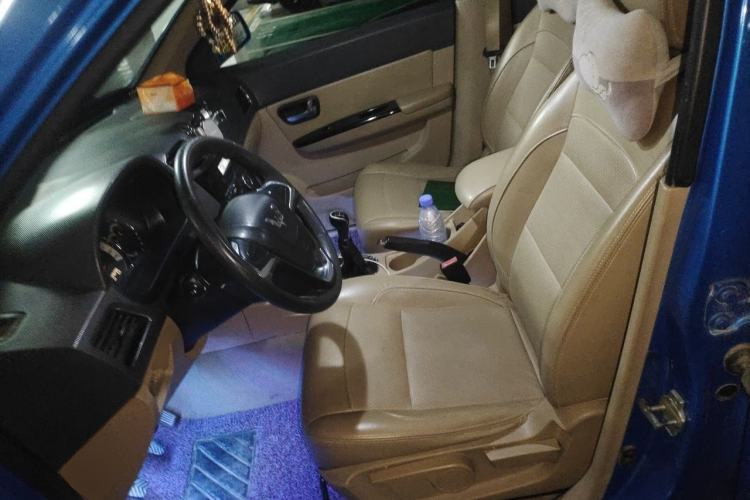 Used Wuling Hongguang 2014 1.5L S Comfort Model Left Front Seat
