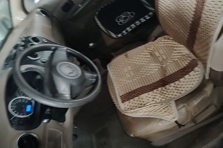 Used Wuling Hongguang 2014 1.2L Standard Model China IV Left Front Seat