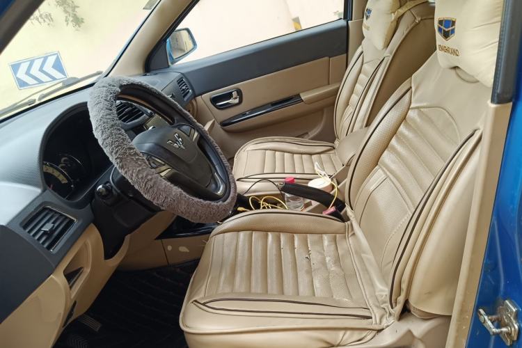 Used Wuling Hongguang 2014 1.5L S Luxury Model Left Front Seat