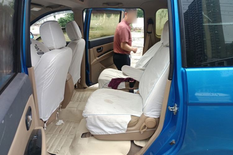Used Wuling Hongguang 2014 1.5L S Luxury Model Left Rear Seat