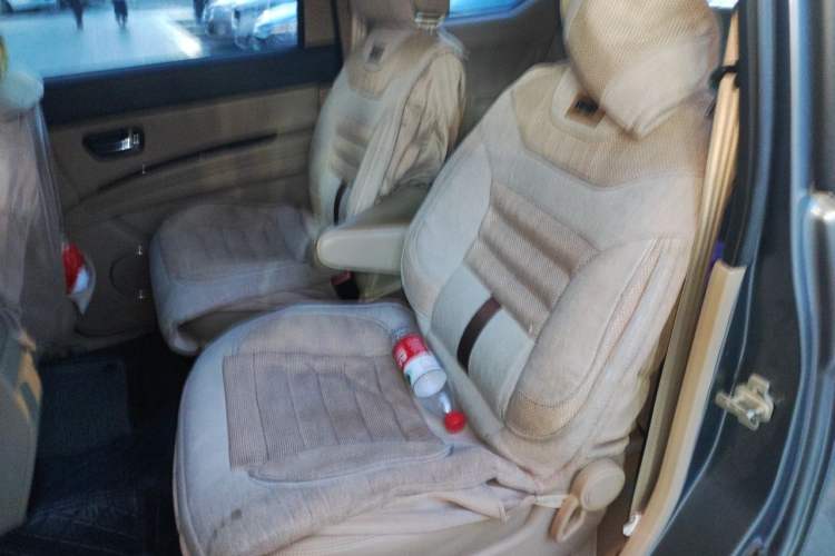 Used Wuling Hongguang 2014 1.5L S Standard Version Left Rear Seat