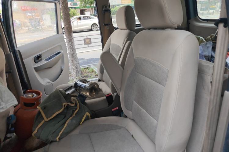Used Wuling Hongguang 2014 1.5L Base Version Left Rear Seat