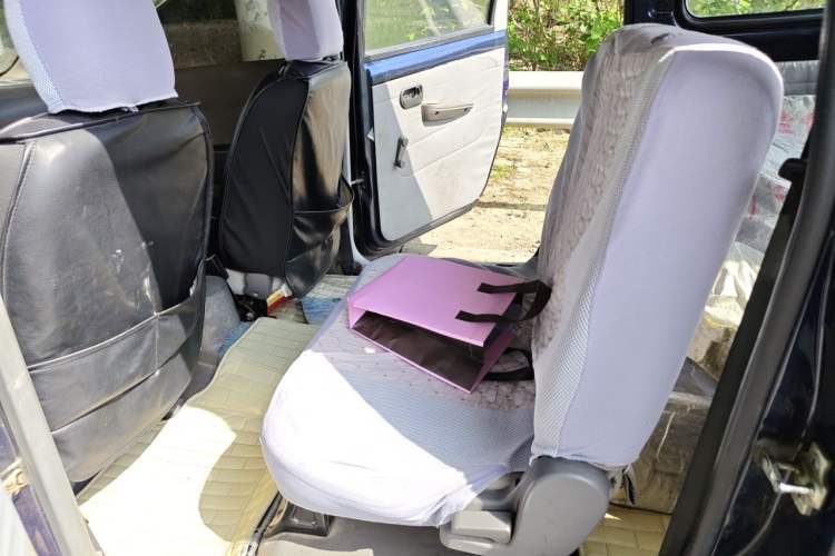 Used Wuling Hongguang 2014 1.2L Base Model China IV Left Rear Seat