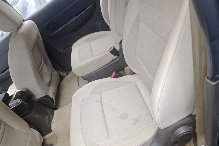 Used Wuling Hongguang 2014 1.5L Base Version Left Rear Seat