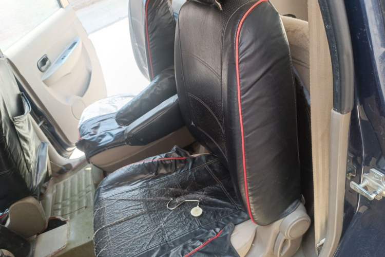 Used Wuling Hongguang 2014 1.2L Standard Model China IV Left Rear Seat