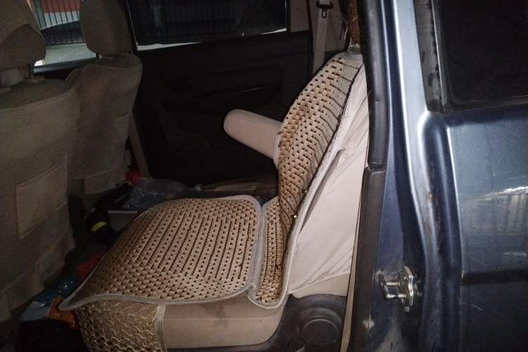 Used Wuling Hongguang 2014 1.2L Standard Model China IV Left Rear Seat