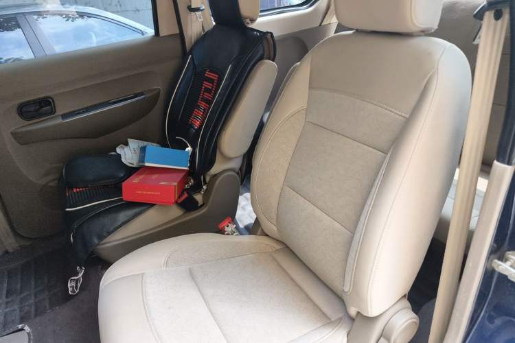 Used Wuling Hongguang 2014 1.2L Standard Model China IV Left Rear Seat