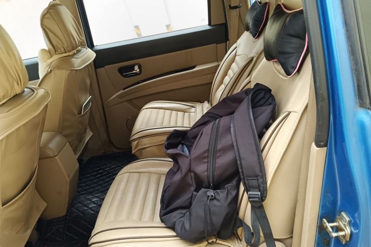 Used Wuling Hongguang 2014 1.5L S Luxury Model Left Rear Seat