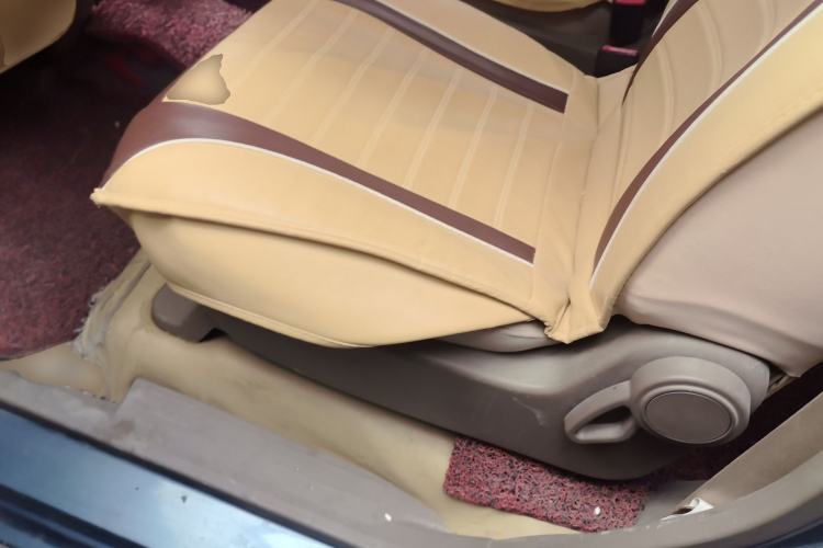 Used Wuling Hongguang 2014 1.2L Standard Model China IV Left Rear Seat