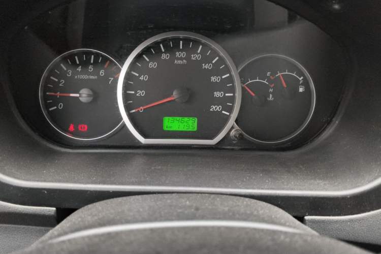 Used Wuling Hongguang 2014 1.5L Base Version Odometer Close Up