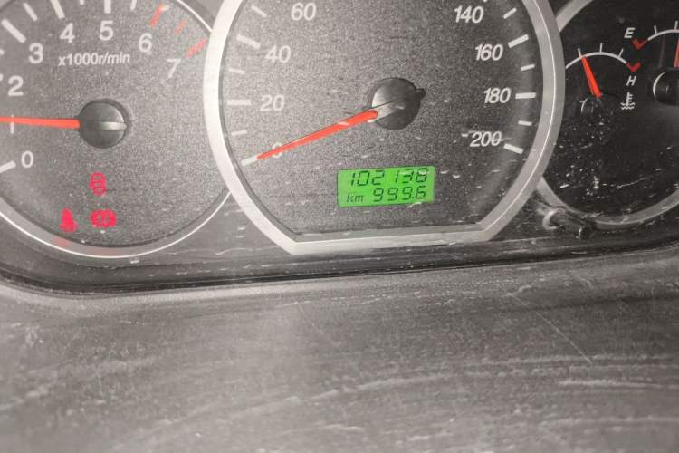 Used Wuling Hongguang 2014 1.2L S Standard Version China IV Standard Odometer Close Up