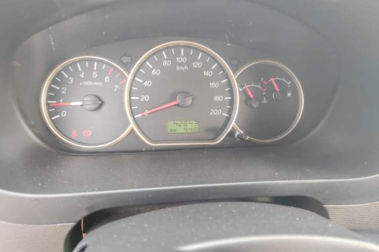 Used Wuling Hongguang 2014 1.5L Base Version Odometer Close Up