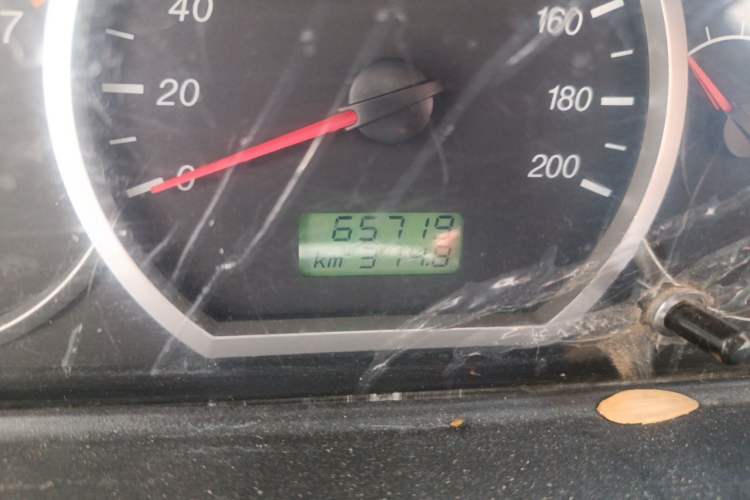 Used Wuling Hongguang 2014 1.2L Standard Model China IV Odometer Close Up