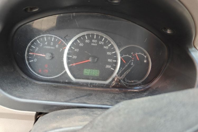 Used Wuling Hongguang 2014 1.2L Standard Model China IV Odometer Close Up
