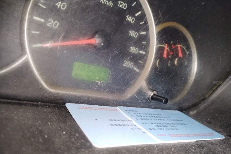 Used Wuling Hongguang 2014 1.2L Standard Model China IV Odometer Close Up