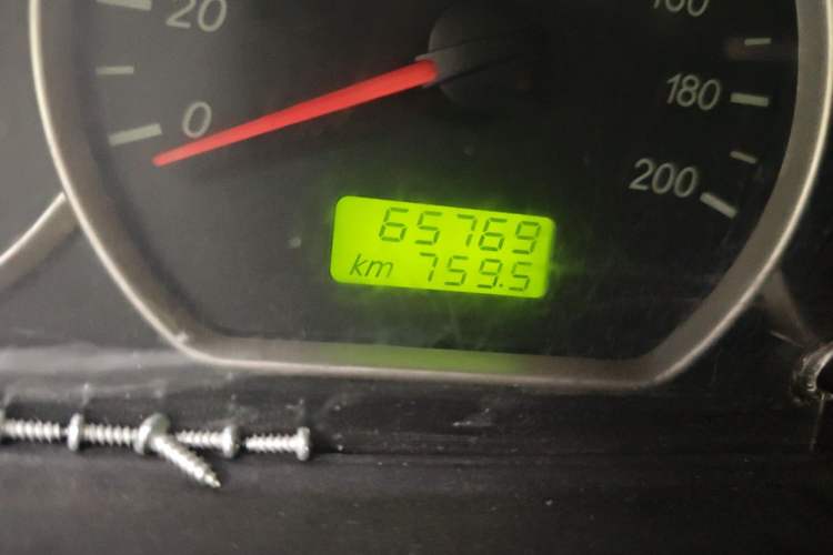 Used Wuling Hongguang 2014 1.5L Base Version Odometer Close Up