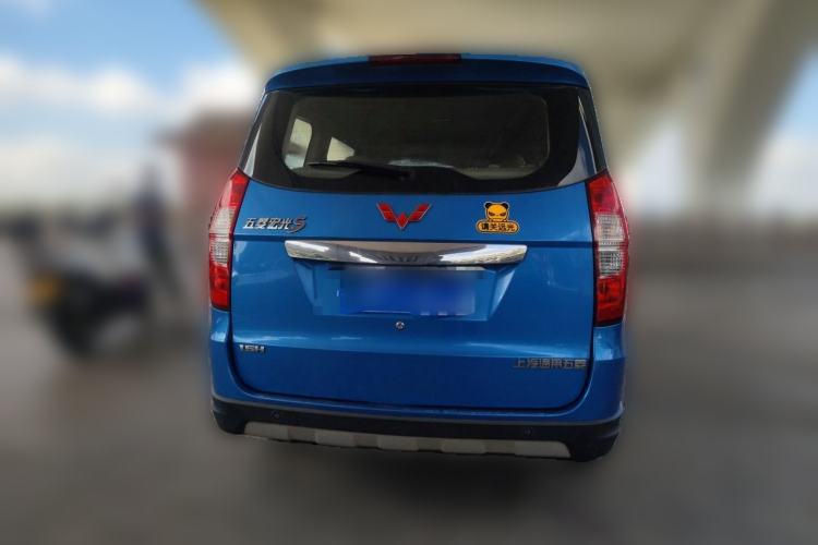 Used Wuling Hongguang 2014 1.5L S Luxury Model Rear