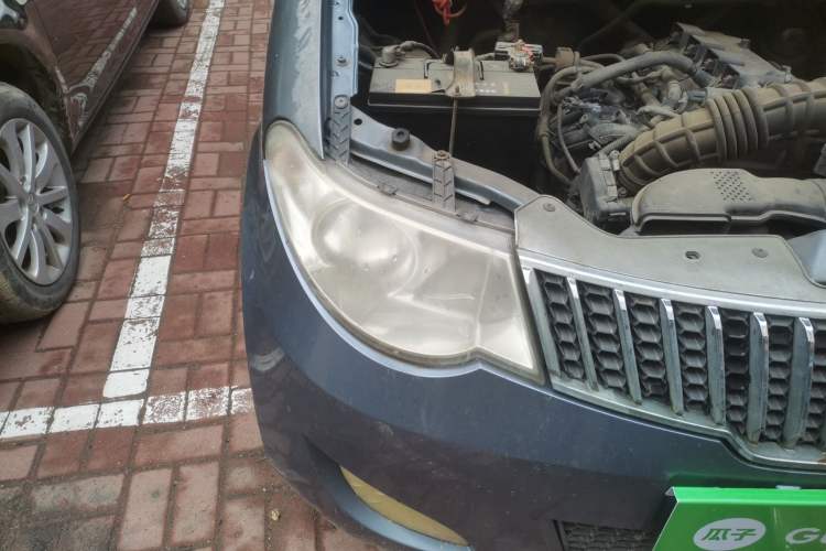 Used Wuling Hongguang 2014 1.5L Base Version Right Front Headlight
