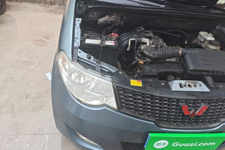 Used Wuling Hongguang 2014 1.2L Base Model China IV Right Front Headlight