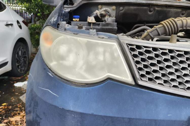 Used Wuling Hongguang 2014 1.5L Base Version Right Front Headlight