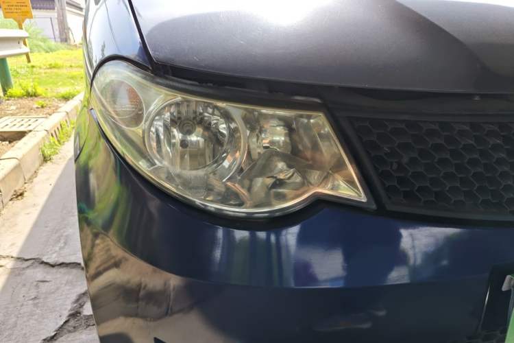 Used Wuling Hongguang 2014 1.2L Base Model China IV Right Front Headlight