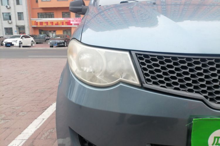 Used Wuling Hongguang 2014 1.5L Base Version Right Front Headlight