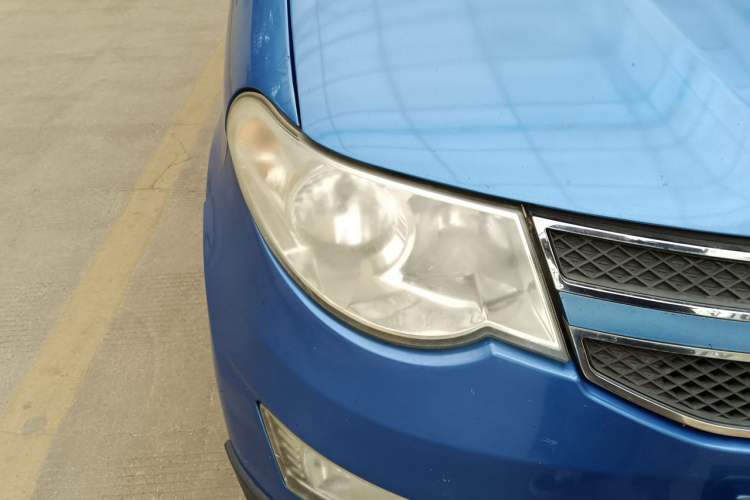 Used Wuling Hongguang 2014 1.5L S Luxury Model Right Front Headlight