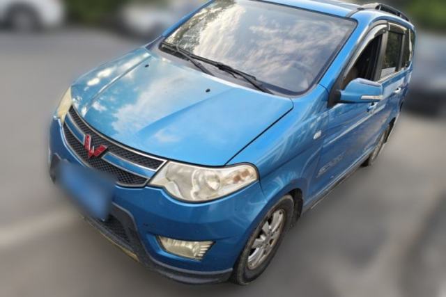 Used Wuling Hongguang 2014 1.2L S Comfort Model China IV