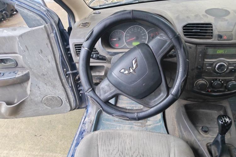 Used Wuling Hongguang 2014 1.5L Base Version Steering Wheel