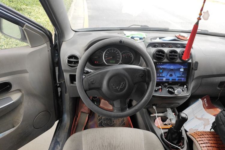Used Wuling Hongguang 2014 1.2L Base Model China IV Steering Wheel