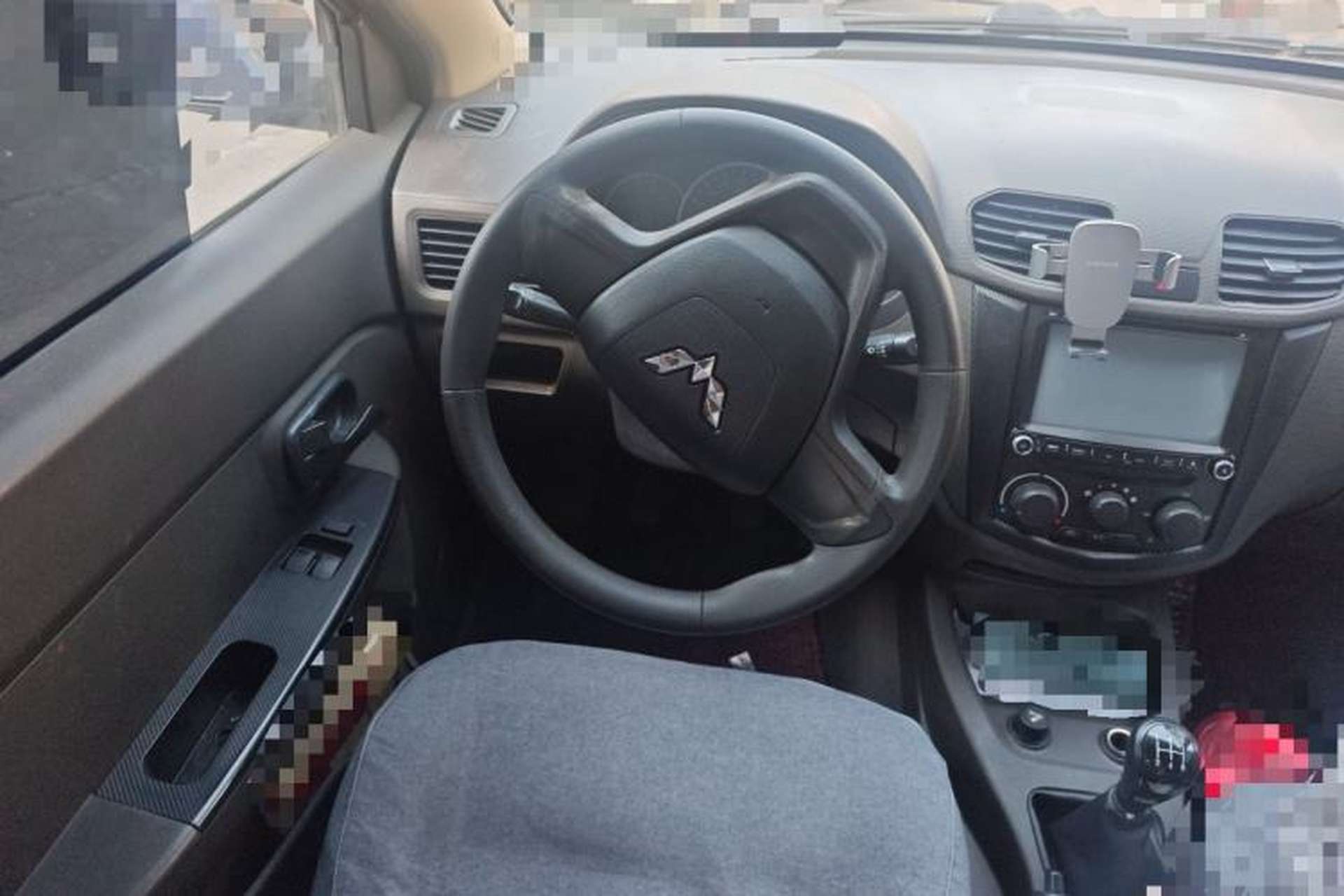 Used Wuling Hongguang 2014 1.2L Base Model China IV Steering Wheel