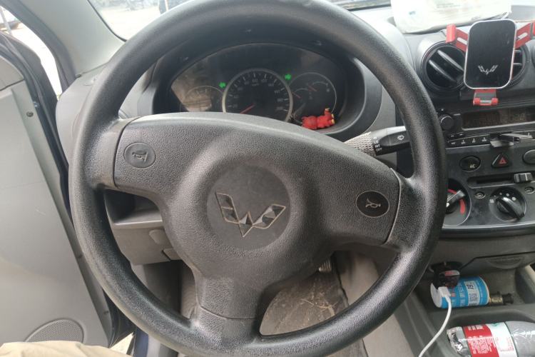 Used Wuling Hongguang 2014 1.2L Base Model China IV Steering Wheel