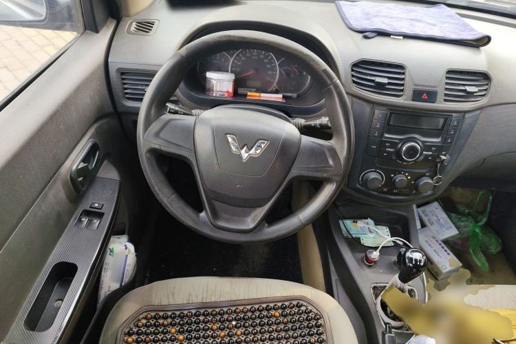 Used Wuling Hongguang 2014 1.5L Base Version Steering Wheel