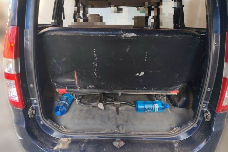 Used Wuling Hongguang 2014 1.5L Base Version Trunk