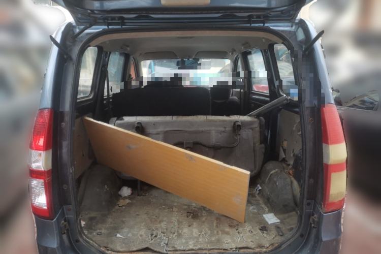 Used Wuling Hongguang 2014 1.5L Base Version Trunk