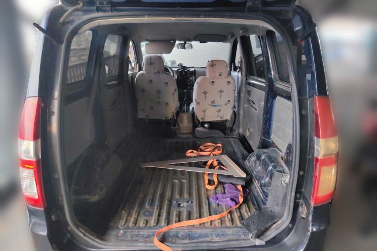 Used Wuling Hongguang 2014 1.2L Base Model China IV Trunk