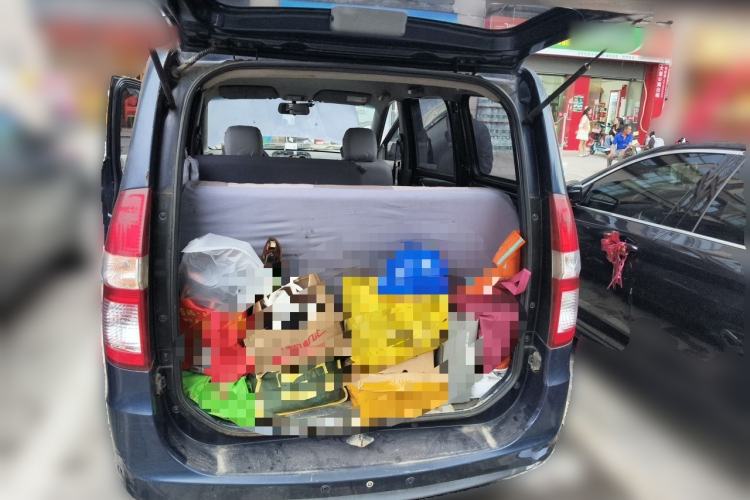 Used Wuling Hongguang 2014 1.5L Base Version Trunk