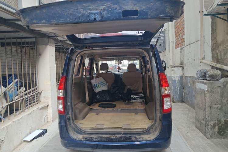 Used Wuling Hongguang 2014 1.2L Standard Model China IV Trunk