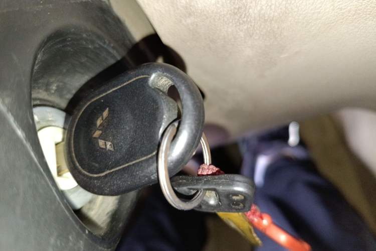 Used Wuling Hongguang 2014 1.2L S Standard Version China IV Standard Vehicle Key