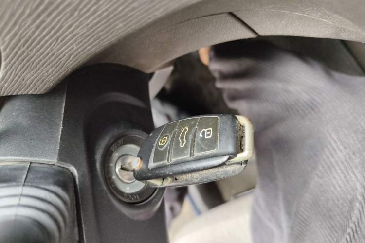 Used Wuling Hongguang 2014 1.5L Base Version Vehicle Key