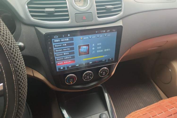 Used Wuling Hongguang 2014 1.5L S Luxury Model Audio And AC Panel