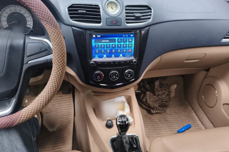 Used Wuling Hongguang 2014 1.5L S Comfort Model Audio And AC Panel