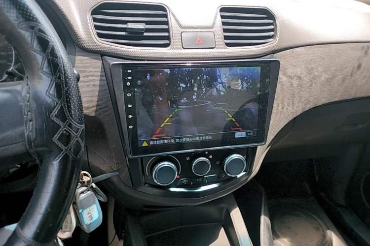 Used Wuling Hongguang 2014 1.5L S Standard Version Audio And AC Panel