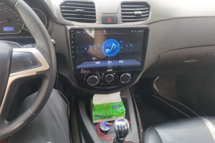 Used Wuling Hongguang 2014 1.5L S Standard Version Audio And AC Panel