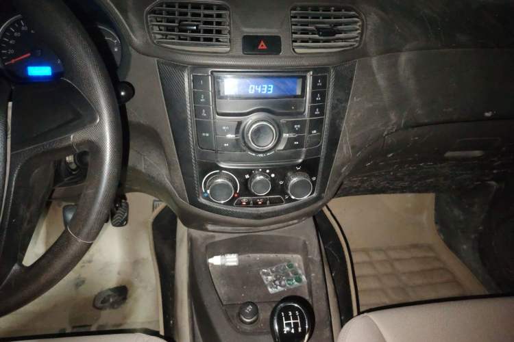 Used Wuling Hongguang 2014 1.2L S Standard Version China IV Standard Audio And AC Panel