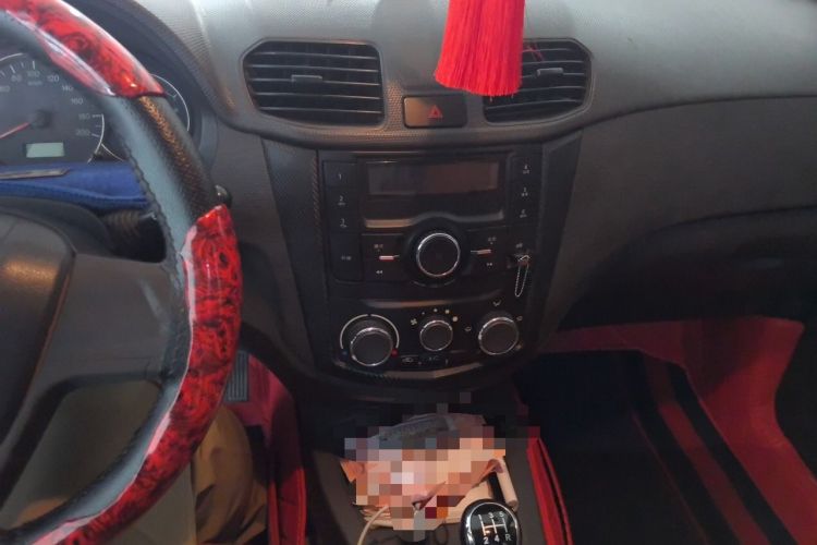 Used Wuling Hongguang 2014 1.5L S Standard Version Audio And AC Panel
