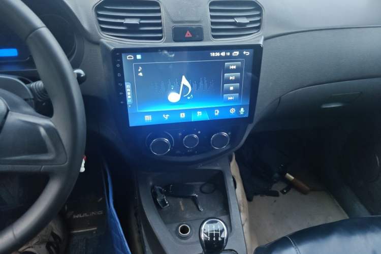 Used Wuling Hongguang 2014 1.5L S Standard Version Audio And AC Panel