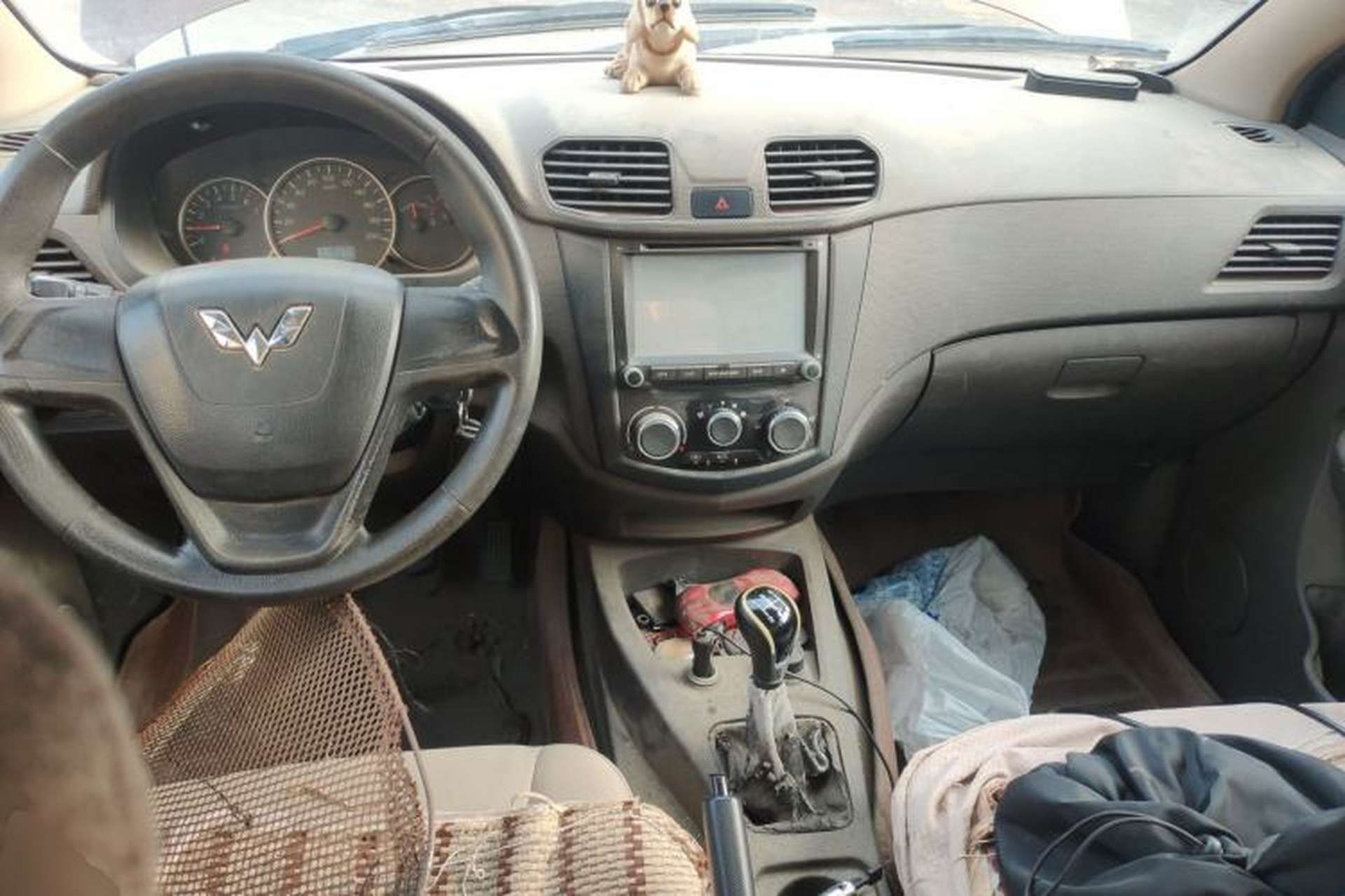 Used Wuling Hongguang 2014 1.2L S Standard Version China IV Standard Center Console
